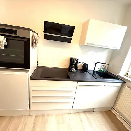 Helle, Gemuetliche Wohnung Nahe Universitaet, Schnelles Wlan & 24H Check-In * Braunschweig