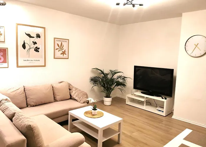 Helle, Gemuetliche Wohnung Nahe Universitaet, Schnelles Wlan & 24H Check-In